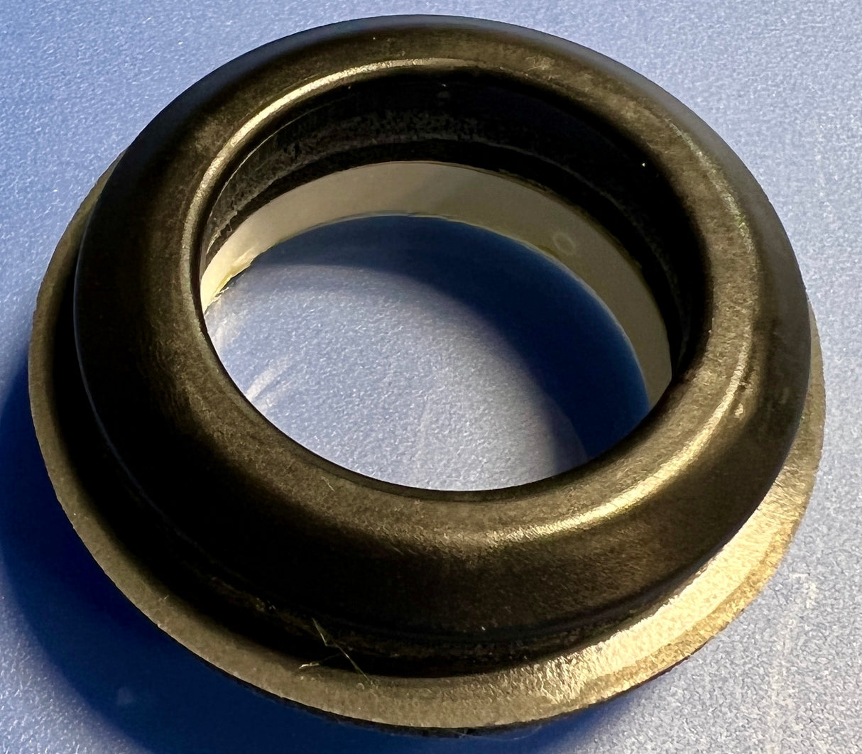 (714-012900) IS10 Sample Compartment Window, Detail